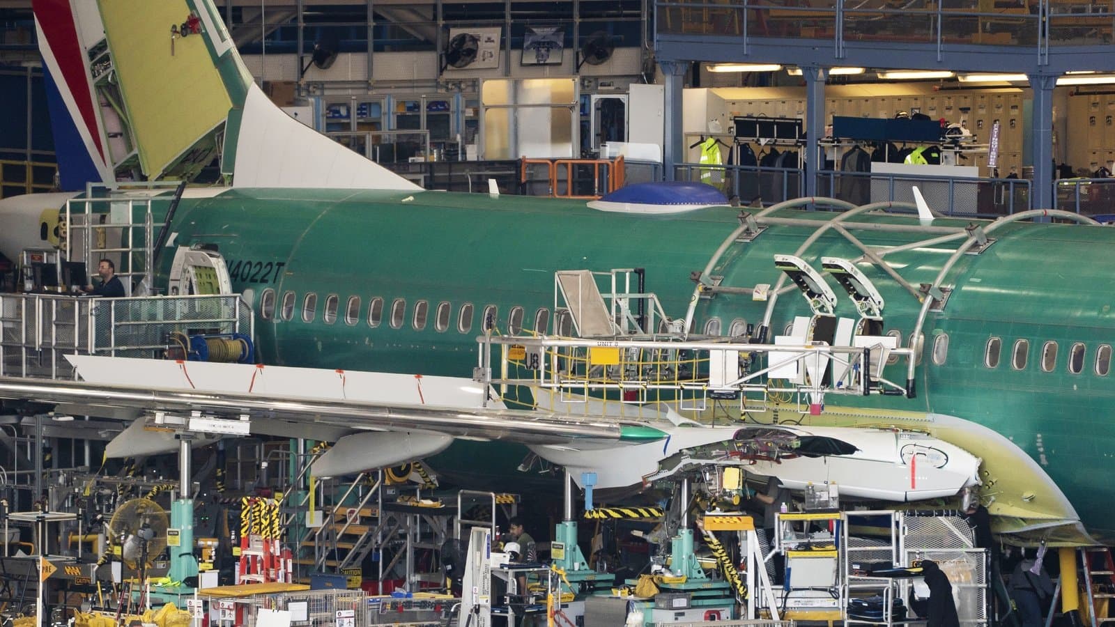 Aviation Supply Crisis Hits Working Families' Travel Costs